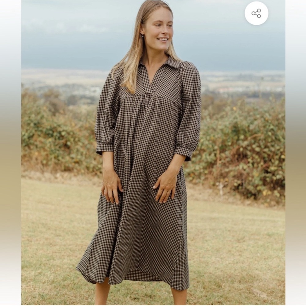 British Columbia - Classic Checkered Women's Dress